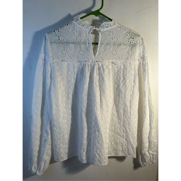Time & Tru white eyelet shirt top medium m - Picture 3 of 6